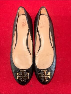 Tory Burch Black Leather Logo Cap-Toe Flats